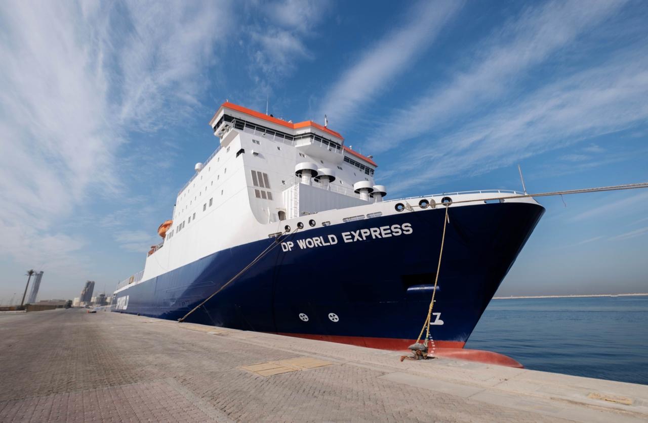 “دي بي ورلد” تطلق خدمة جديدة للنقل البحري بين دبي والعراق بمدة عبور 36 ساعة لخفض تكاليف وأوقات الشحن